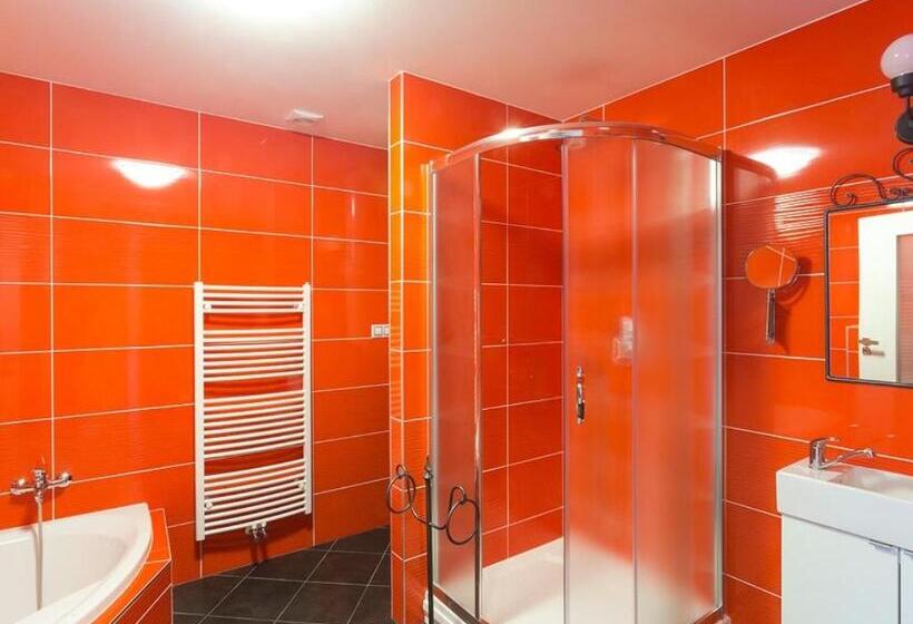 膳宿费 Penzion Na Palubě