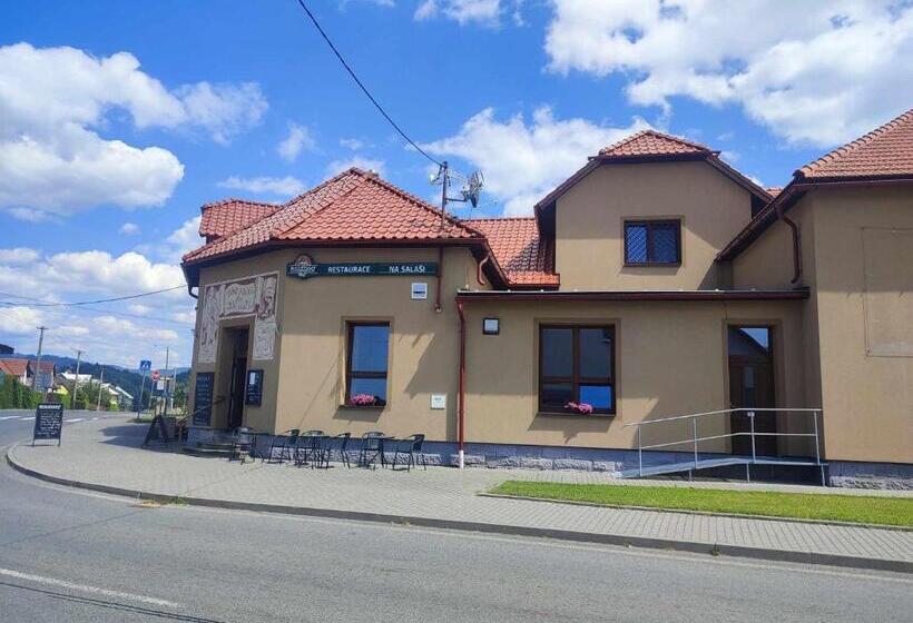פנסיון Penzion A Restaurace Na Salaši