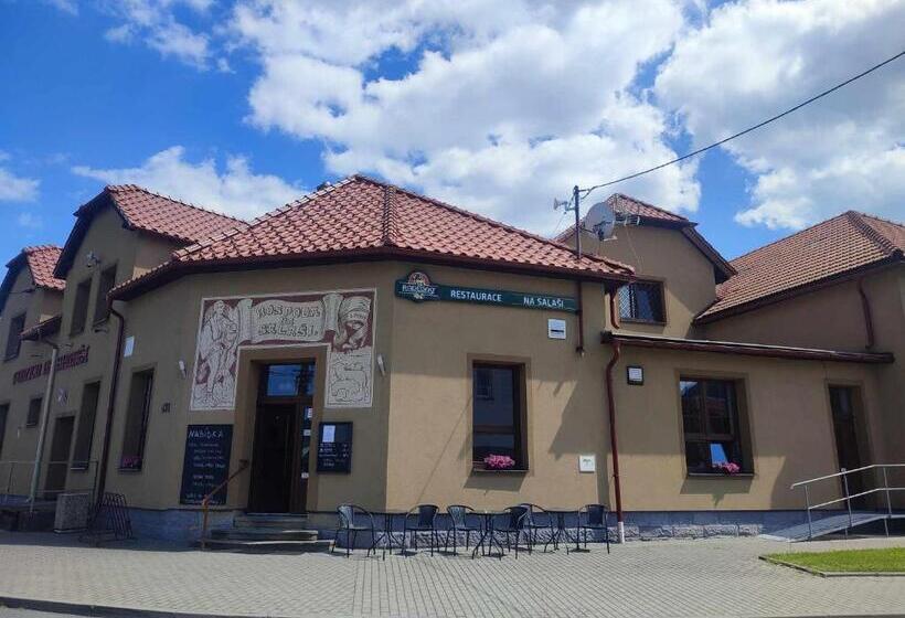 פנסיון Penzion A Restaurace Na Salaši