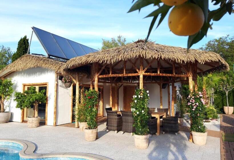 펜션 Penzion Pod Hradem