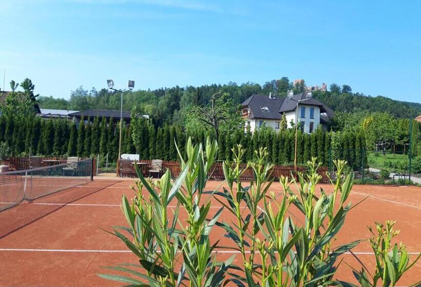 펜션 Penzion Pod Hradem