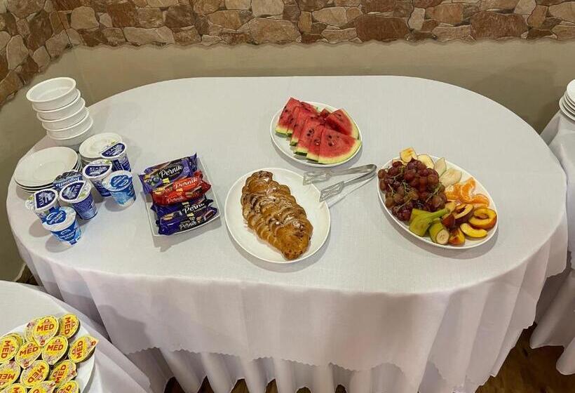 ペンション Penzion Samorost