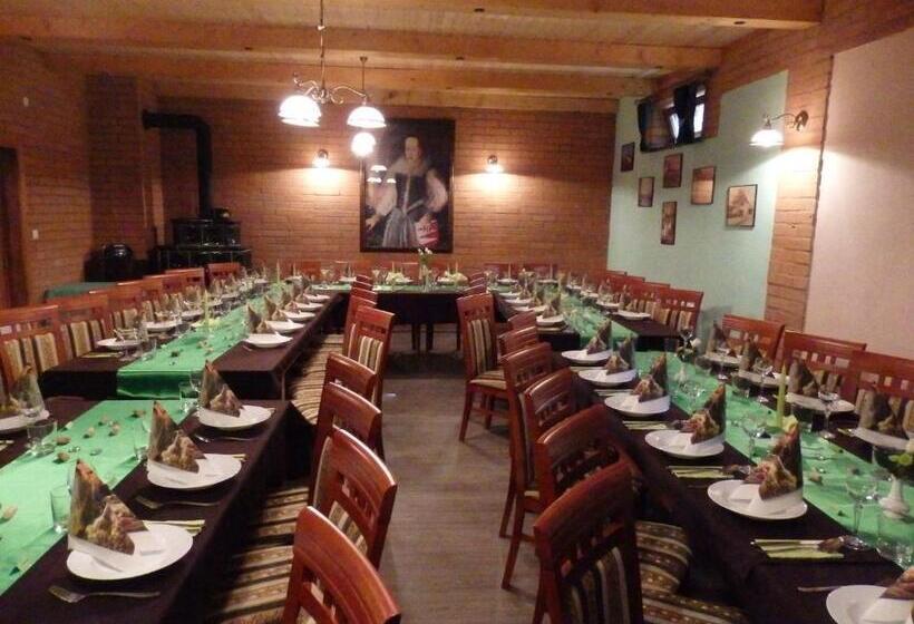 膳宿费 Pivnička Pod čachtickým Hradom