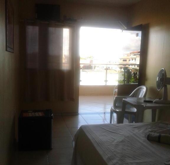 بنسيون Pousada Central