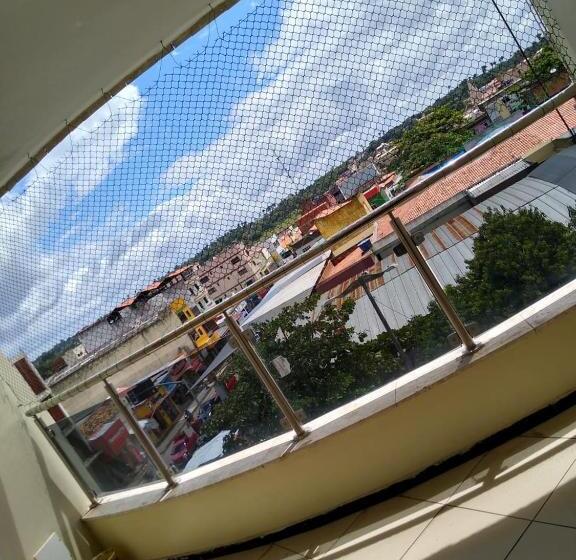 ペンション Pousada Central