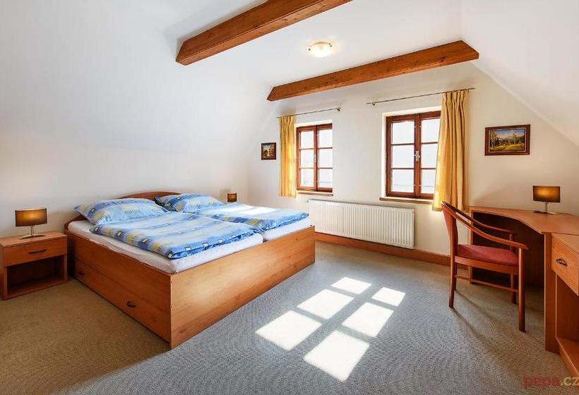 פנסיון Restaurace A Penzion U Palečků