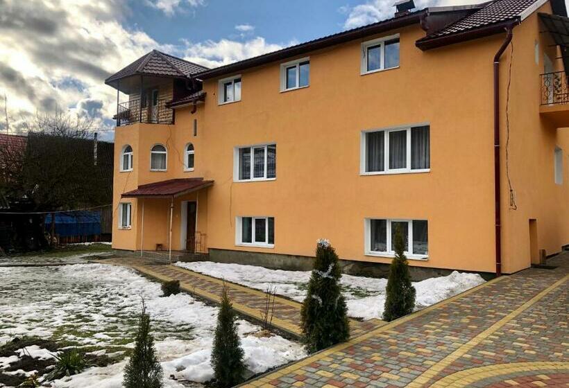 بنسيون Sadyba Domashniy Zatyshok