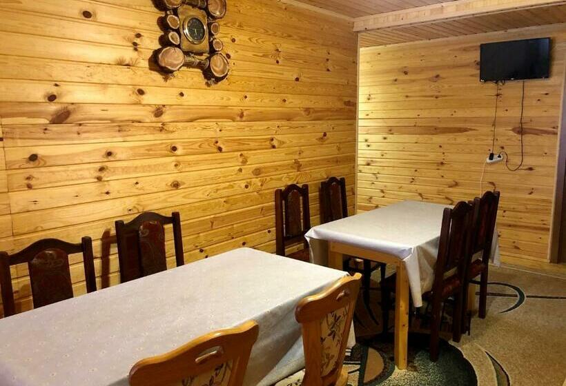 بنسيون Sadyba Domashniy Zatyshok