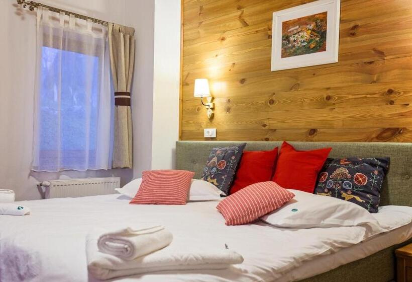 פנסיון Samedru