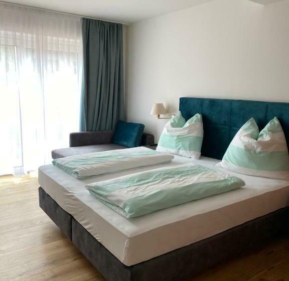 بنسيون Stockers Kleines Dorf