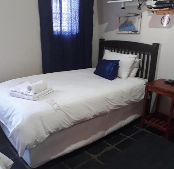 ペンション The Don Guesthouse