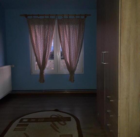 펜션 Timi Kulcsosház