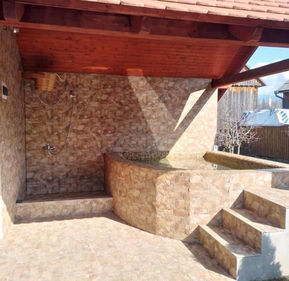 펜션 Timi Kulcsosház