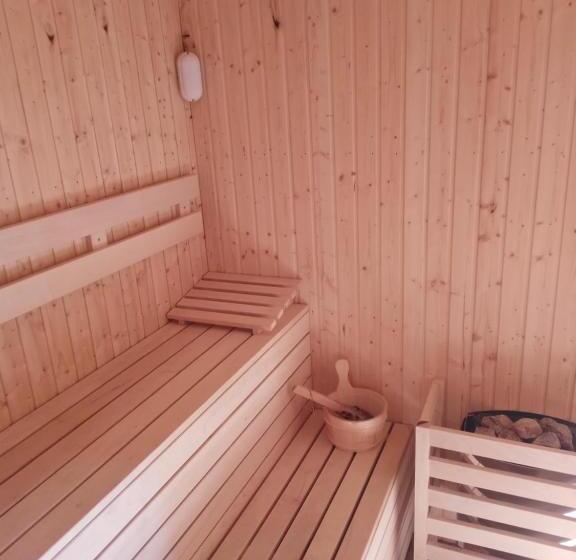 펜션 Timi Kulcsosház