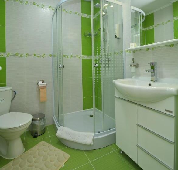 פנסיון Trident