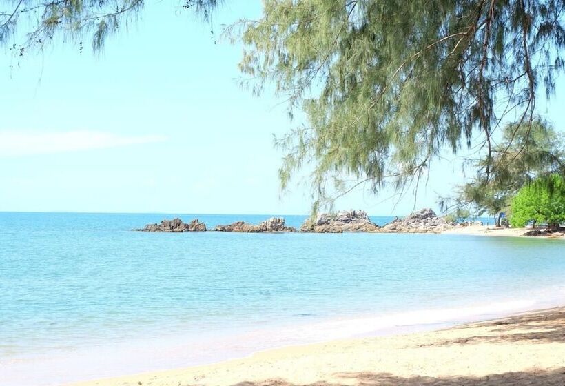 펜션 Vanavaree Resort