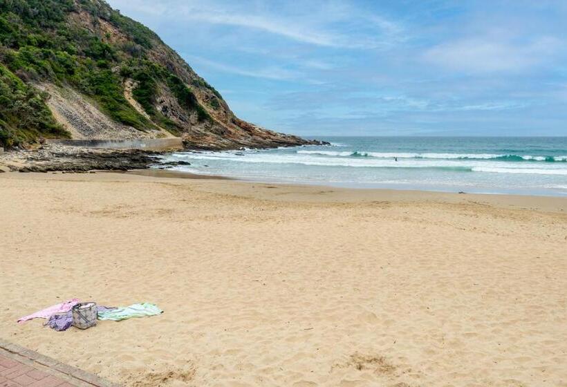 بنسيون Vic Bay Beach House