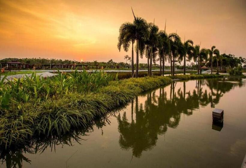 Prew Lom Chom Nam Resort