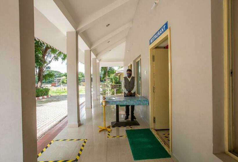 Курорт Kstdc Hotel Mayura Shantala Halebeedu