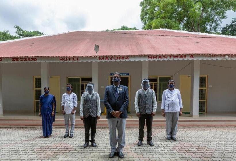 Курорт Kstdc Hotel Mayura Shantala Halebeedu