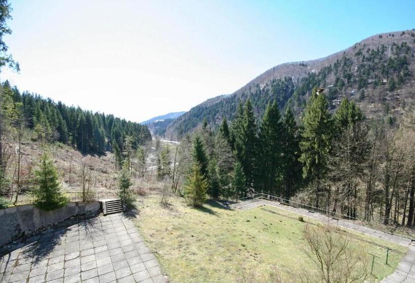 渡假胜地  Sanatorium Verhovyna