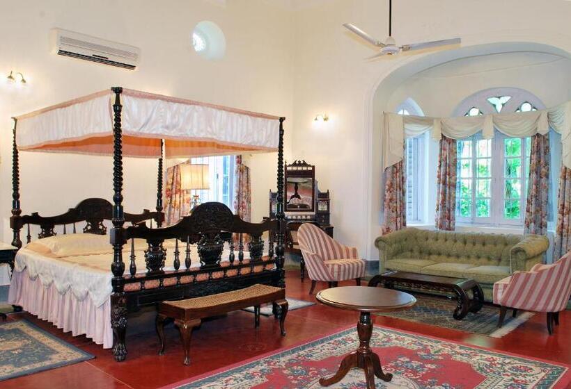 אתר נופש Thengal Manor