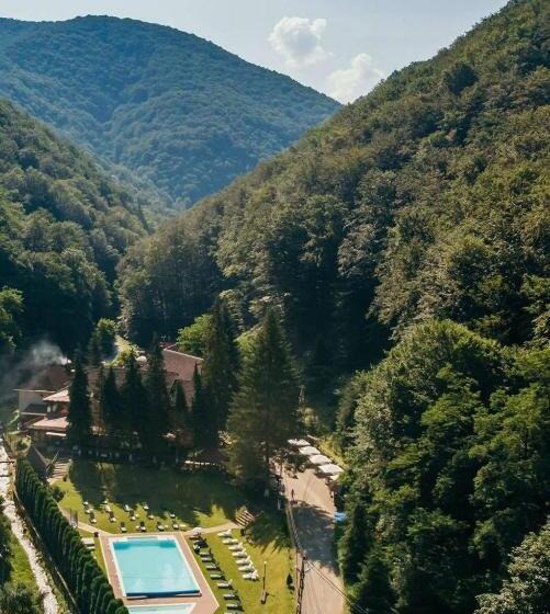 אתר נופש Valea Lui Liman