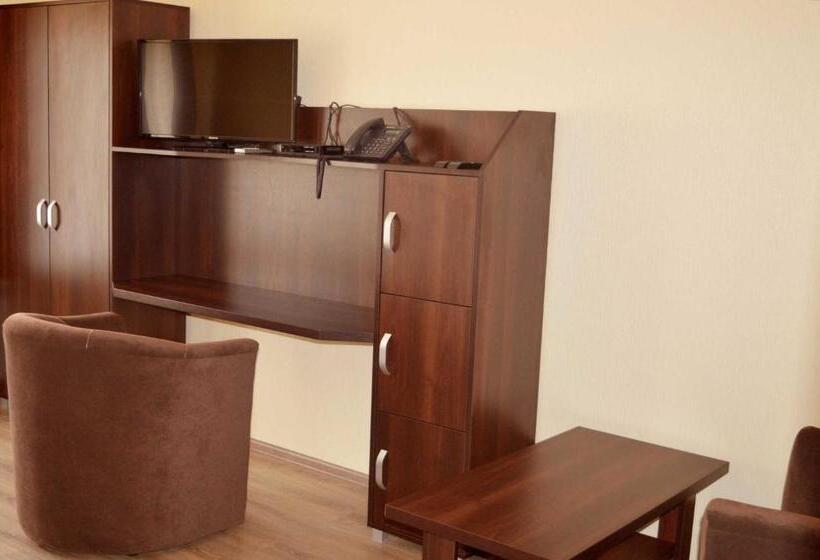 Sting Hotel & Event Palace