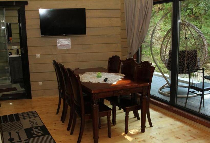 Общежитие Berloga Sinevir