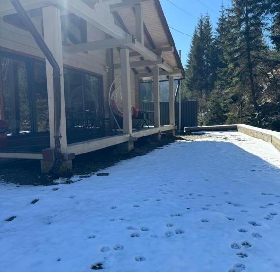 Общежитие Berloga Sinevir