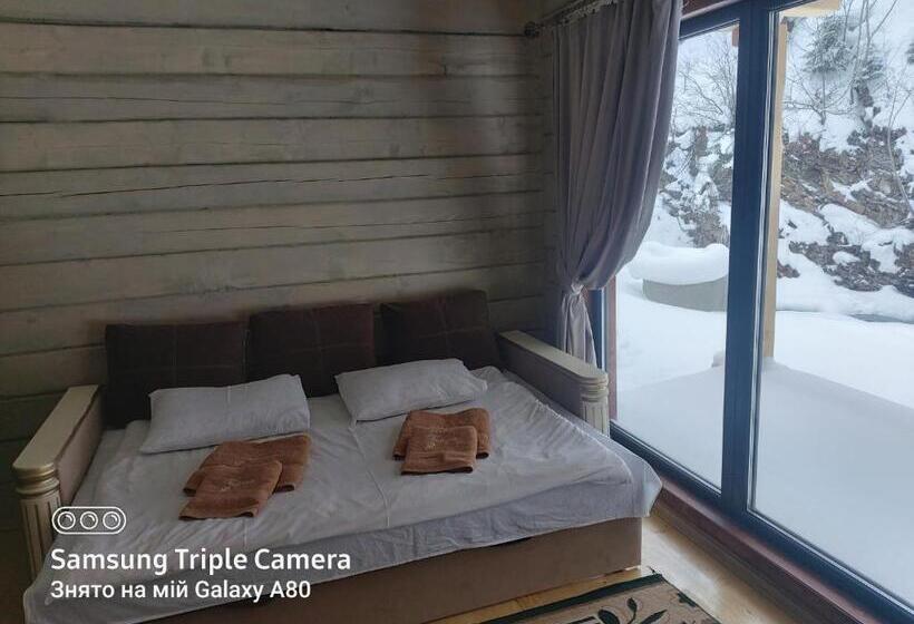 Общежитие Berloga Sinevir