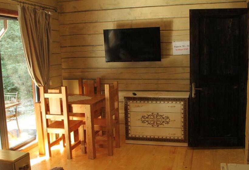 Общежитие Berloga Sinevir