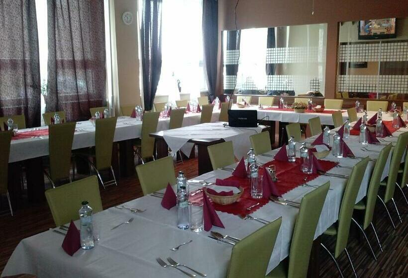 فندق صغير City Building