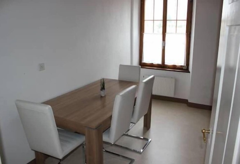 הוסטל Gasthof National