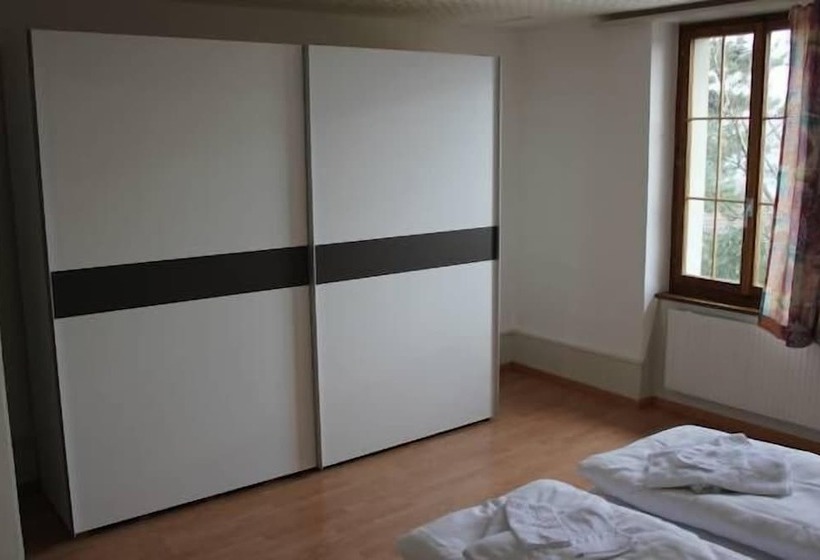 הוסטל Gasthof National