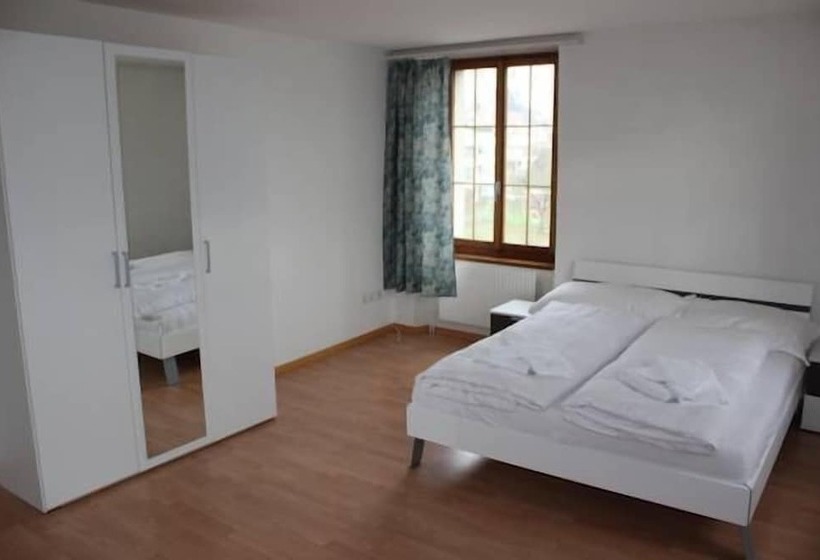 הוסטל Gasthof National