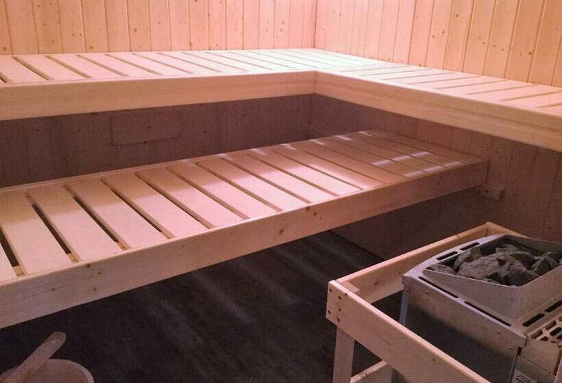 הוסטל Logis De La Licorne