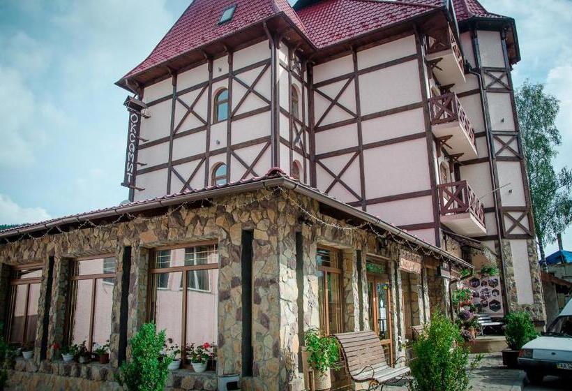 هاستل Oksamit Resort
