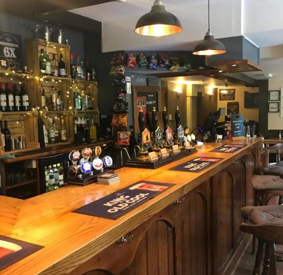 旅馆 The Old Ham Tree