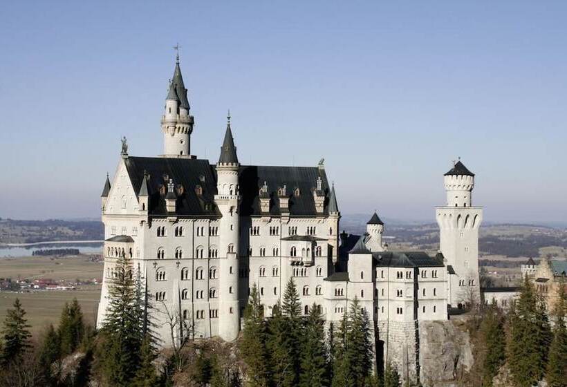 ベッドアンドブレックファースト Alpenmotel Säuling