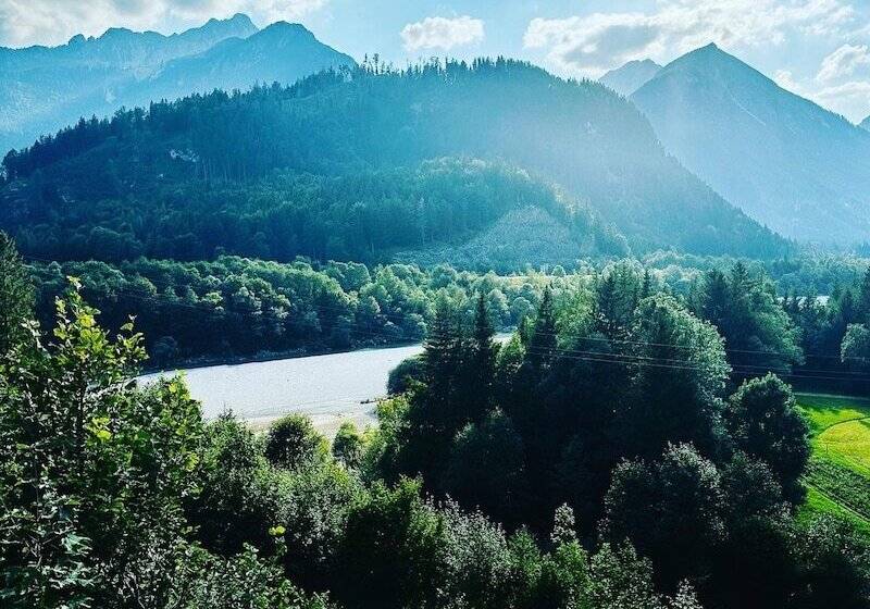 ベッドアンドブレックファースト Alpenmotel Säuling