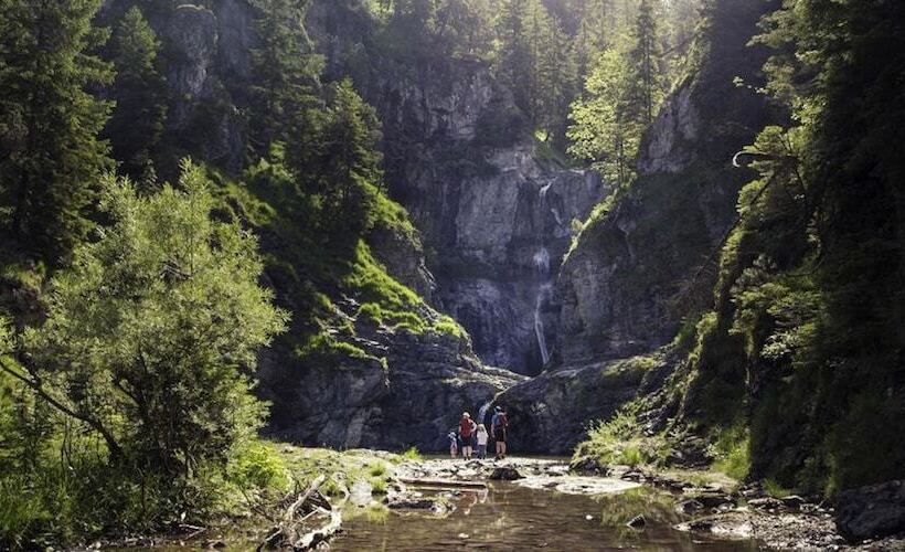 ベッドアンドブレックファースト Alpenmotel Säuling