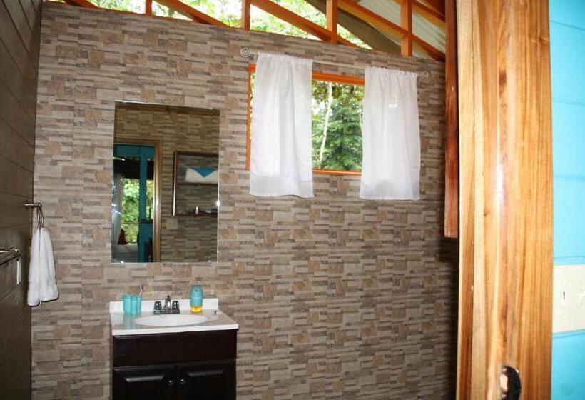 ベッドアンドブレックファースト Surf Break At Paunch