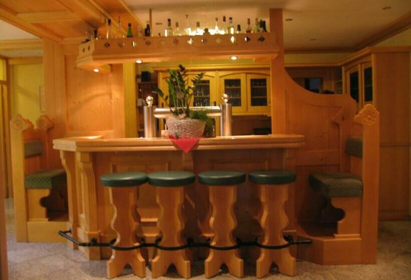 Der Westerwaldwirt Hotel Landhaus   Stähler