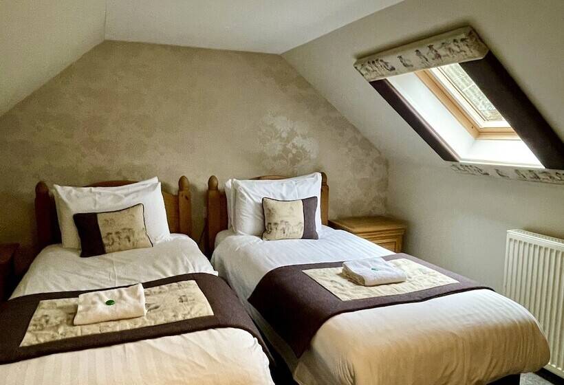 Glen Clova Hotel & Luxury Lodges