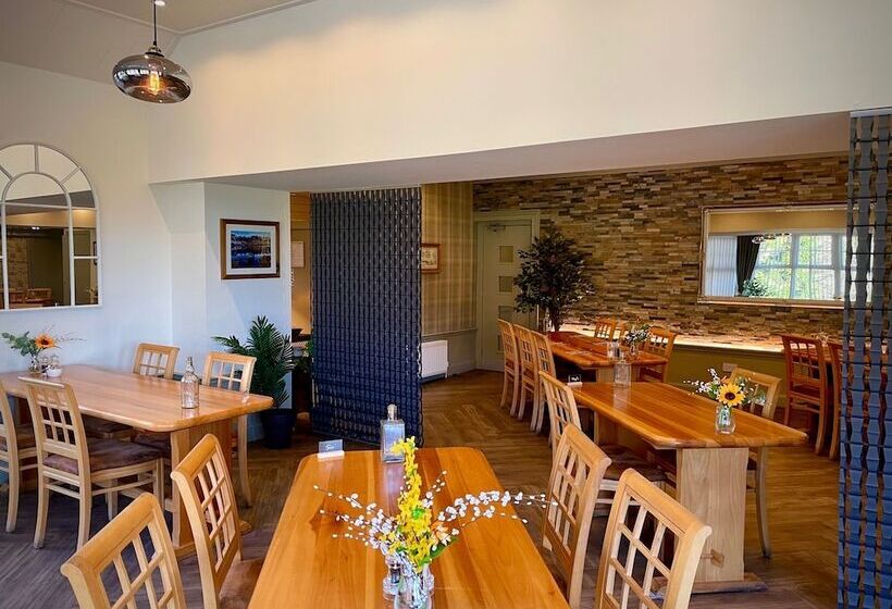 Glen Clova Hotel & Luxury Lodges