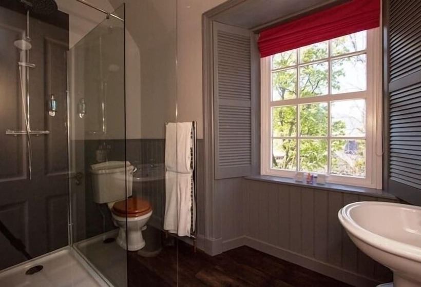 Glen Clova Hotel & Luxury Lodges