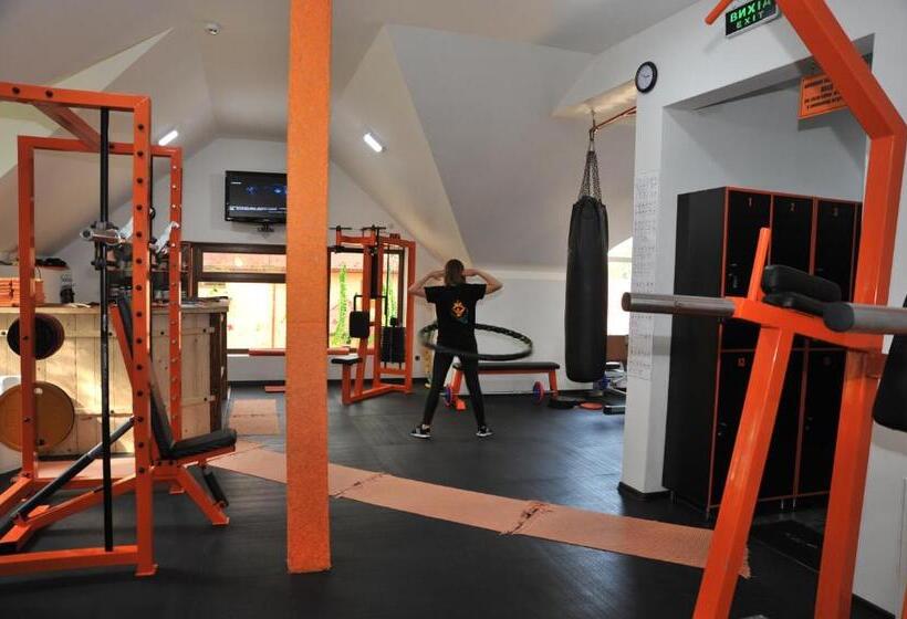 هتل туристично розважальний комплекс стіжок