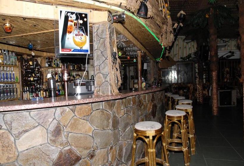 هتل туристично розважальний комплекс стіжок