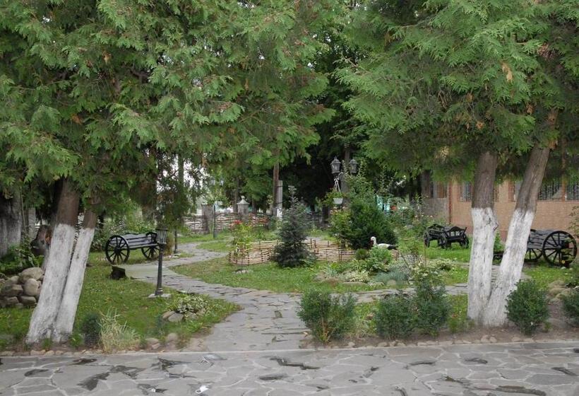 هتل туристично розважальний комплекс стіжок